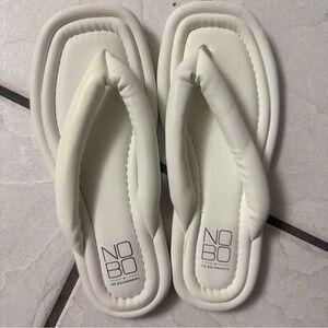 NO BOUNDARIES White Padded Flip Flop Sandals